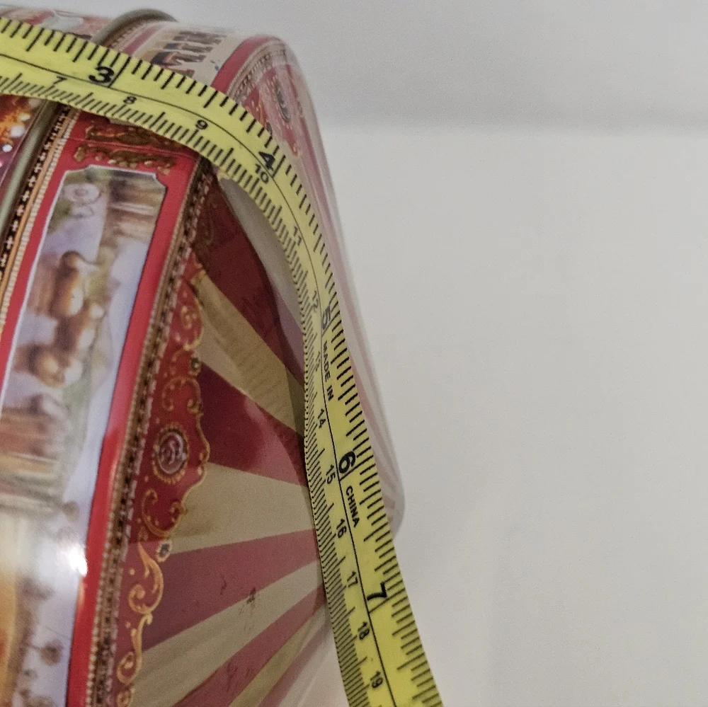 Carousel Tin - Picture 3 of 8